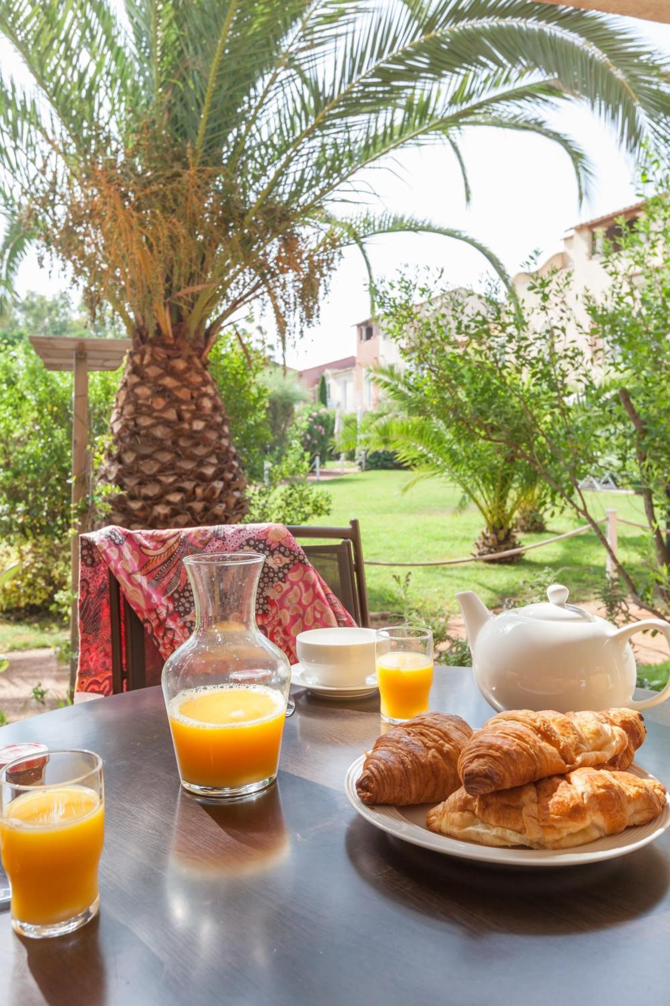 Residence La Pinede - Maeva Home Hyères Eksteriør bilde