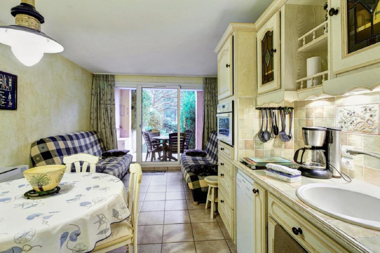 Residence La Pinede - Maeva Home Hyères Rom bilde
