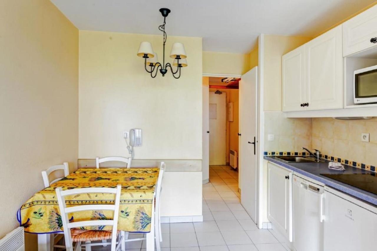 Residence La Pinede - Maeva Home Hyères Rom bilde