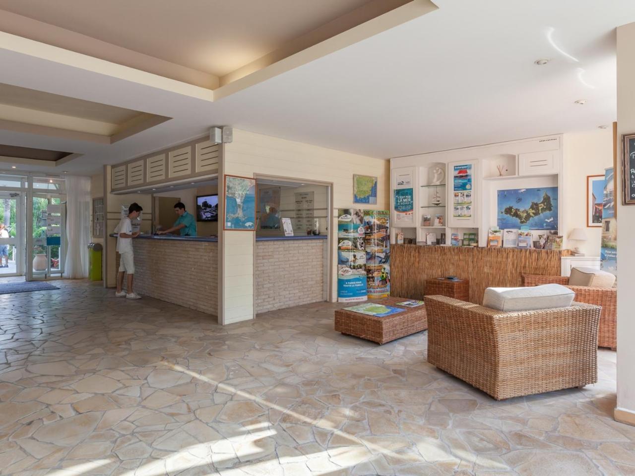 Residence La Pinede - Maeva Home Hyères Eksteriør bilde